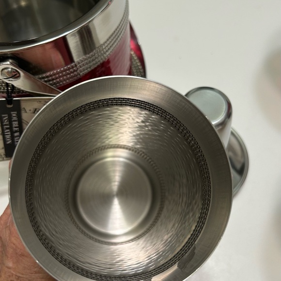 NWT BEAUTIFUL 4 PIECE BARWAR SET icebucket/shaker/2brocade martini glasses - Picture 7 of 12